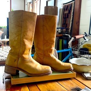 Vintage Frye campus boot